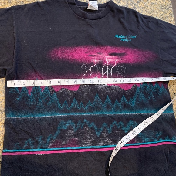 Vintage Mackinac Island Michigan Thunderstorm graphic tshirt size large - Picture 9 of 9